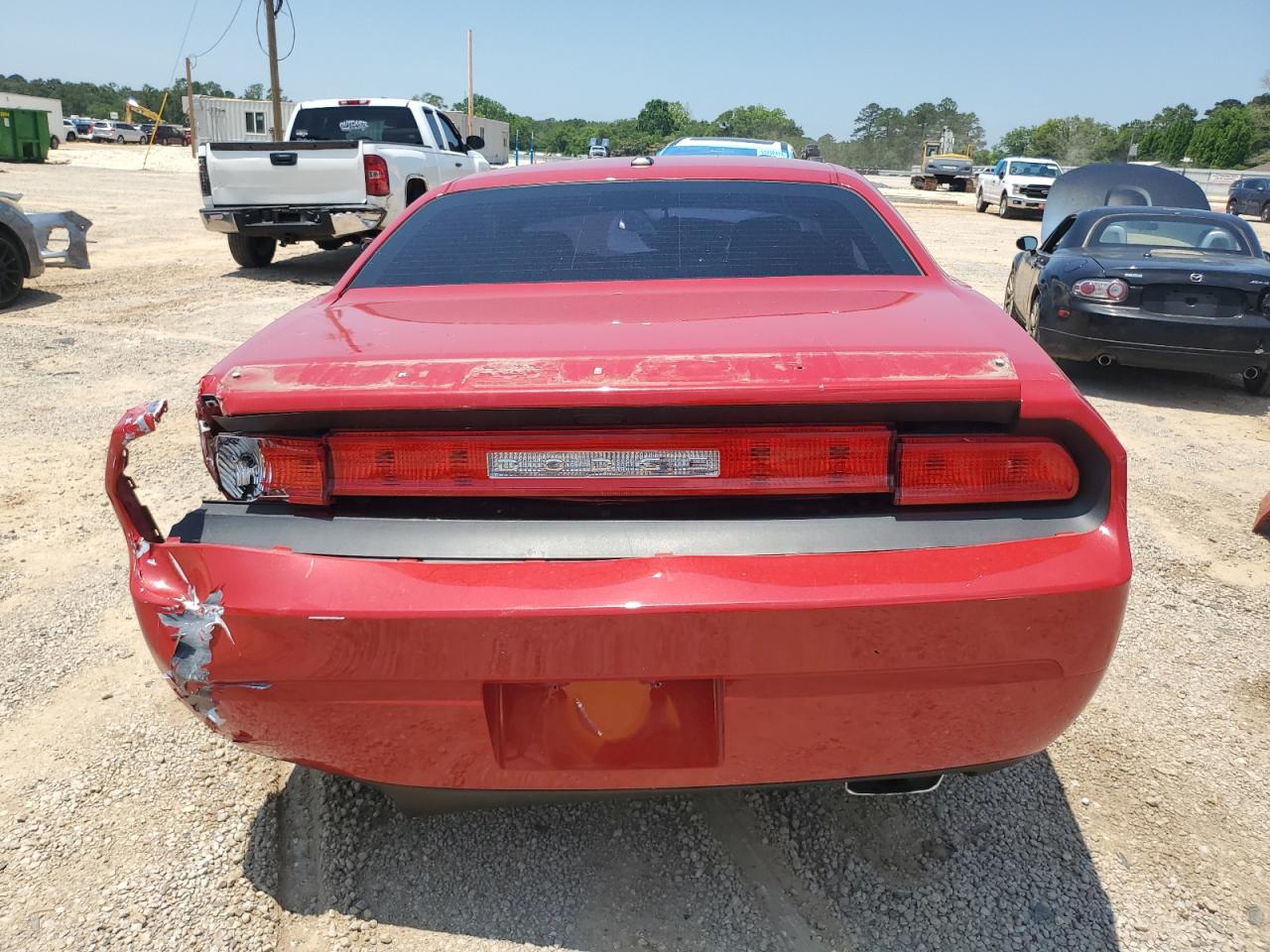 Photo 5 VIN: 2C3CDYBT5CH105550 - DODGE CHALLENGER 