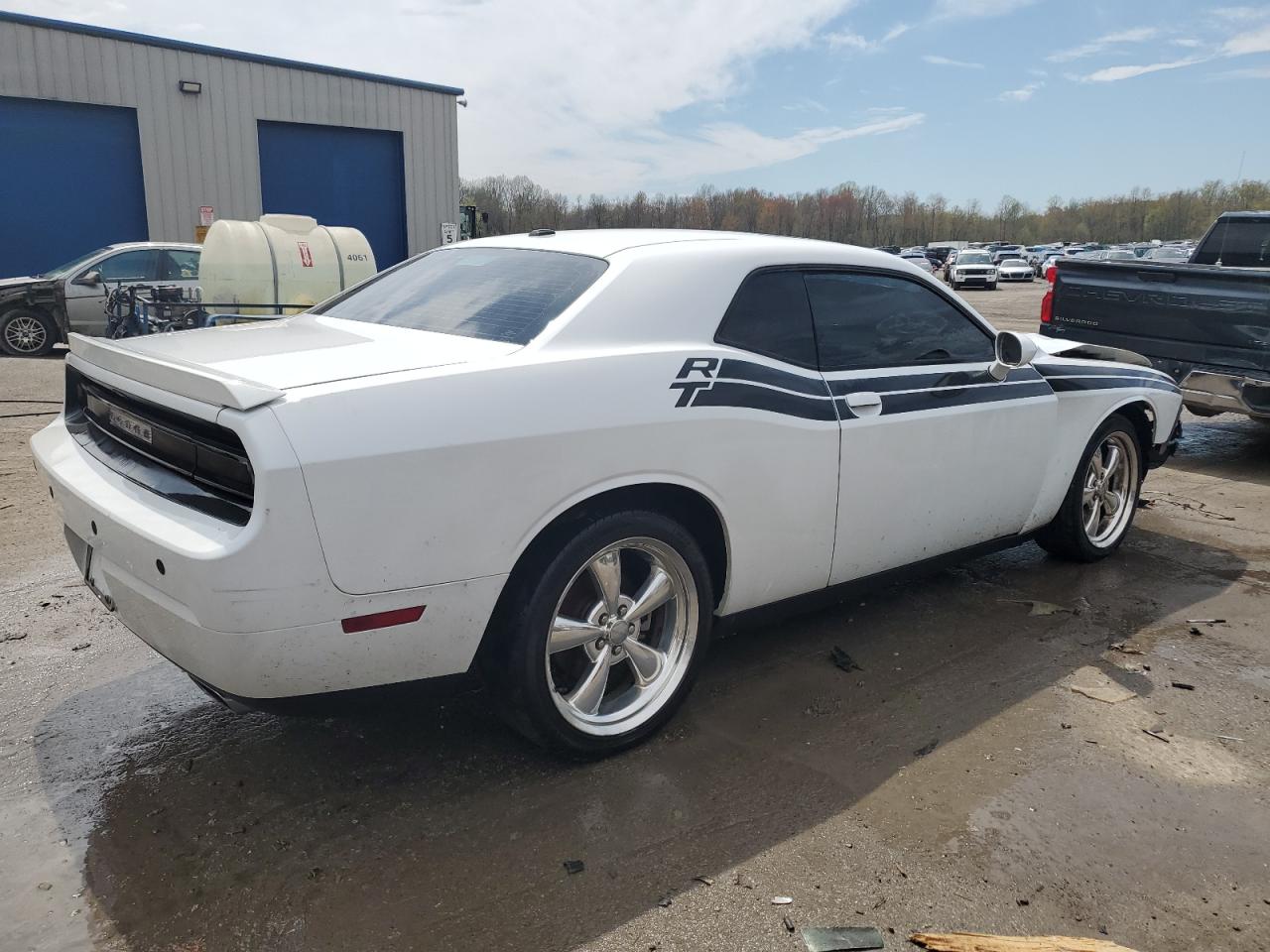 Photo 2 VIN: 2C3CDYBT5CH157650 - DODGE CHALLENGER 