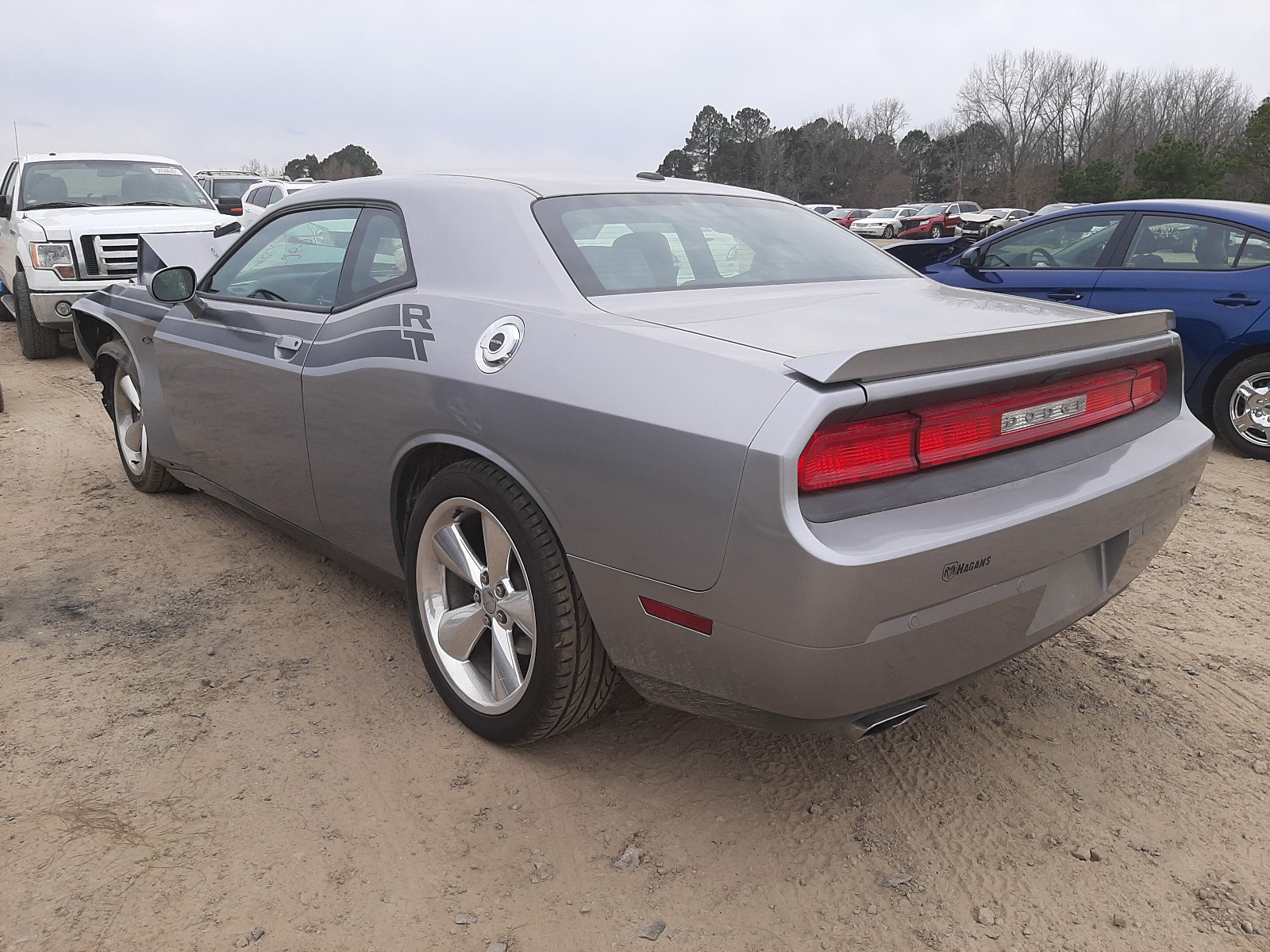 Photo 2 VIN: 2C3CDYBT5EH108919 - DODGE CHALLENGER 