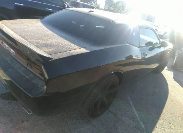 Photo 3 VIN: 2C3CDYBT6DH587236 - DODGE CHALLENGER 