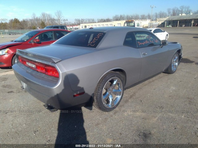 Photo 3 VIN: 2C3CDYBT6DH686011 - DODGE CHALLENGER 