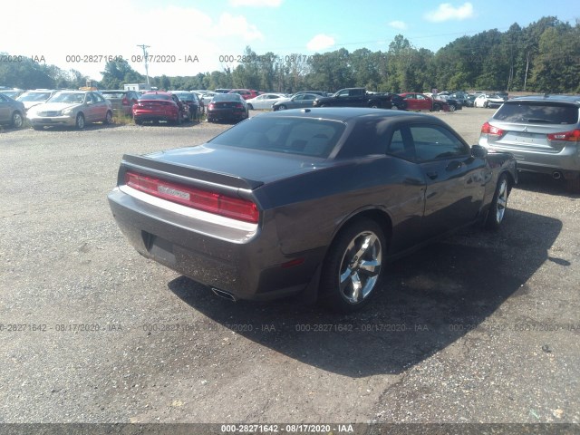 Photo 3 VIN: 2C3CDYBT6DH740441 - DODGE CHALLENGER 