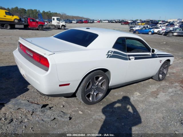 Photo 3 VIN: 2C3CDYBT8DH574004 - DODGE CHALLENGER 