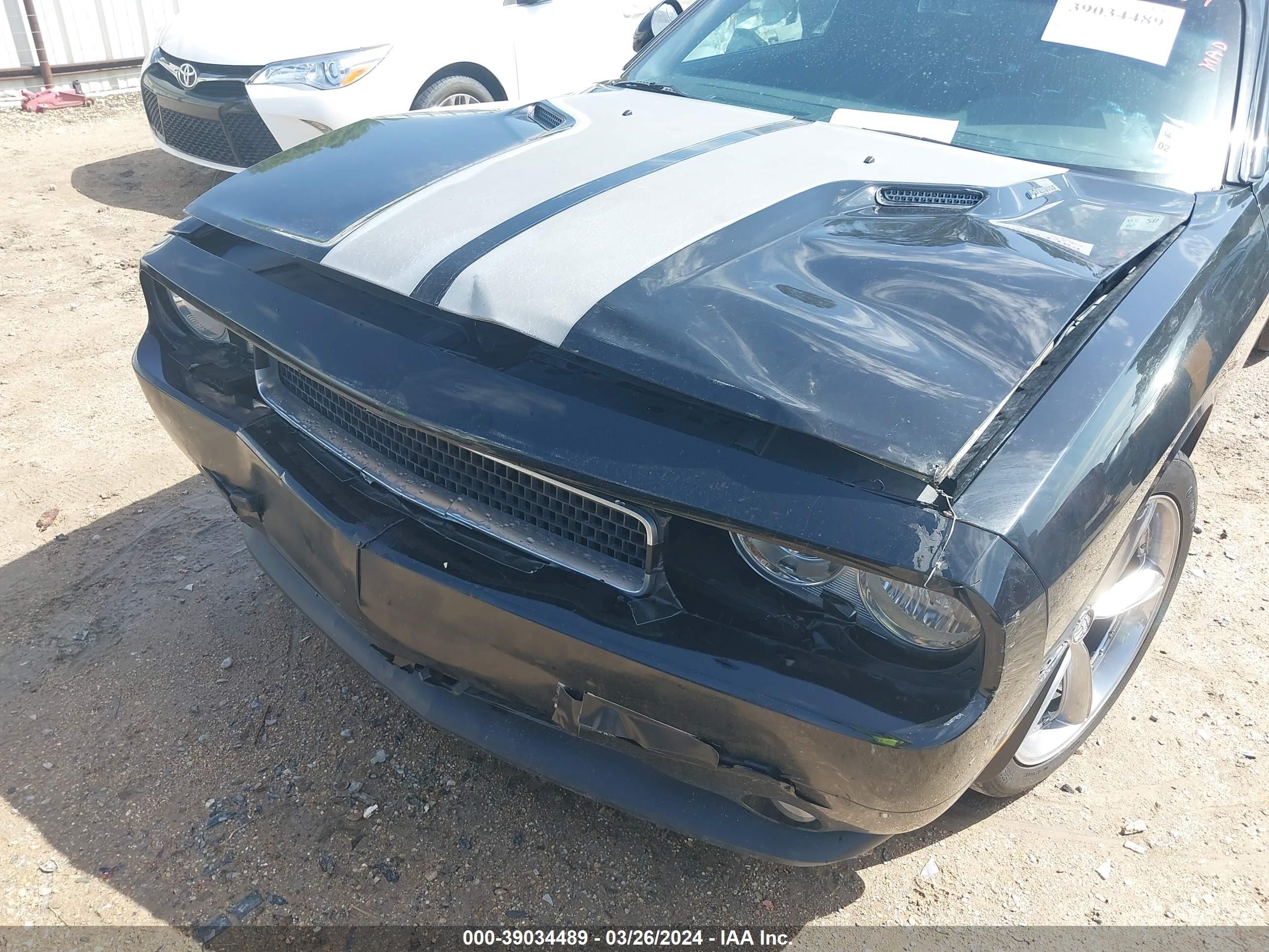 Photo 5 VIN: 2C3CDYBT8EH153403 - DODGE CHALLENGER 