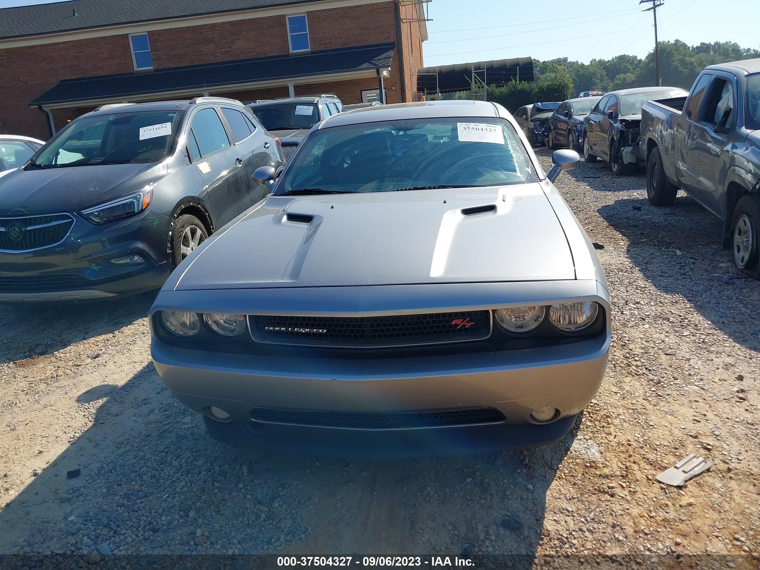 Photo 11 VIN: 2C3CDYBT8EH298571 - DODGE CHALLENGER 