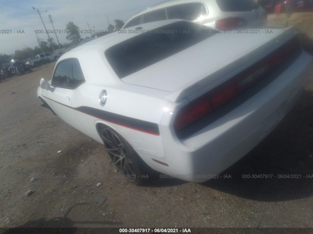 Photo 2 VIN: 2C3CDYBT9DH667968 - DODGE CHALLENGER 