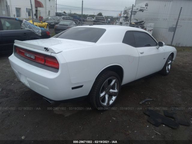 Photo 3 VIN: 2C3CDYBTXDH653528 - DODGE CHALLENGER 