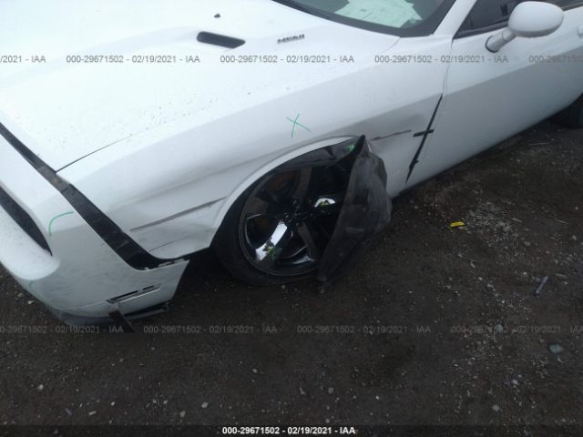 Photo 5 VIN: 2C3CDYBTXDH653528 - DODGE CHALLENGER 