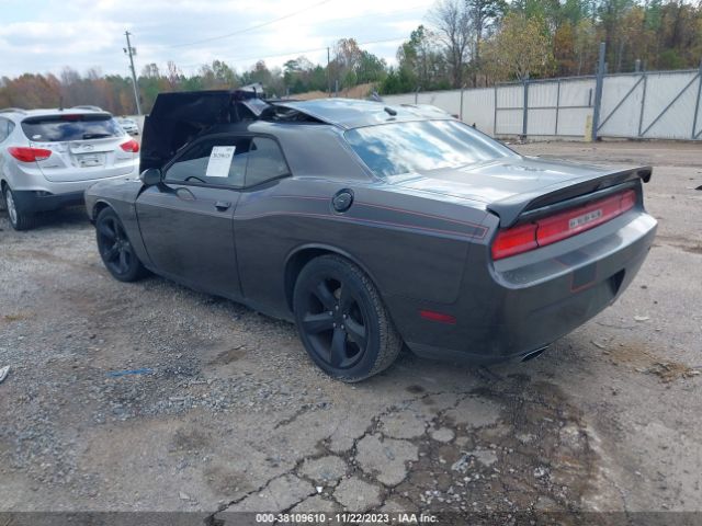 Photo 2 VIN: 2C3CDYBTXEH105143 - DODGE CHALLENGER 