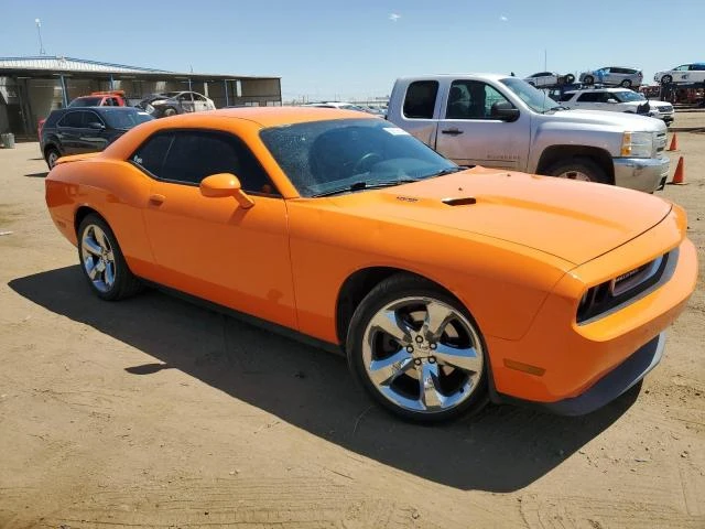 Photo 3 VIN: 2C3CDYBTXEH163592 - DODGE CHALLENGER 