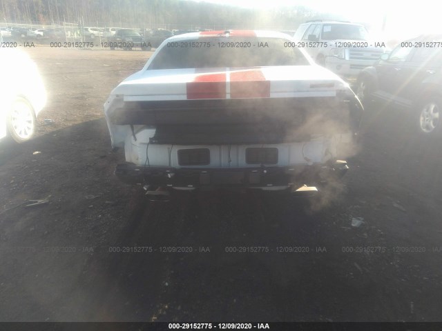 Photo 5 VIN: 2C3CDYCJ4EH136711 - DODGE CHALLENGER 