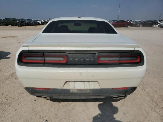 Photo 5 VIN: 2C3CDZAG0FH747656 - DODGE CHALLENGER 