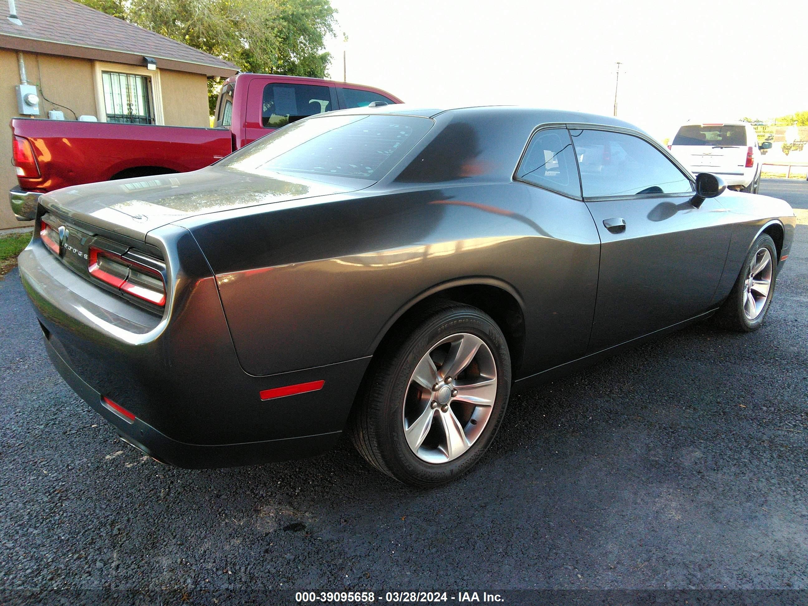 Photo 3 VIN: 2C3CDZAG0FH839088 - DODGE CHALLENGER 