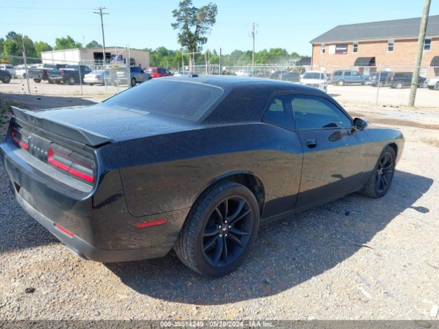 Photo 3 VIN: 2C3CDZAG0JH153030 - DODGE CHALLENGER 