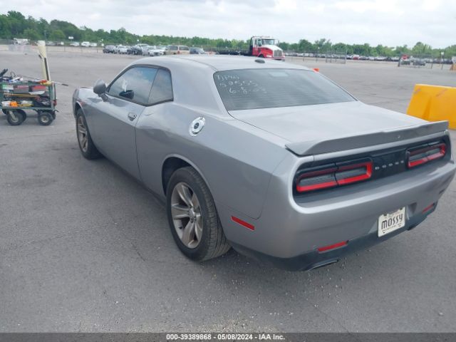 Photo 2 VIN: 2C3CDZAG0JH242063 - DODGE CHALLENGER 