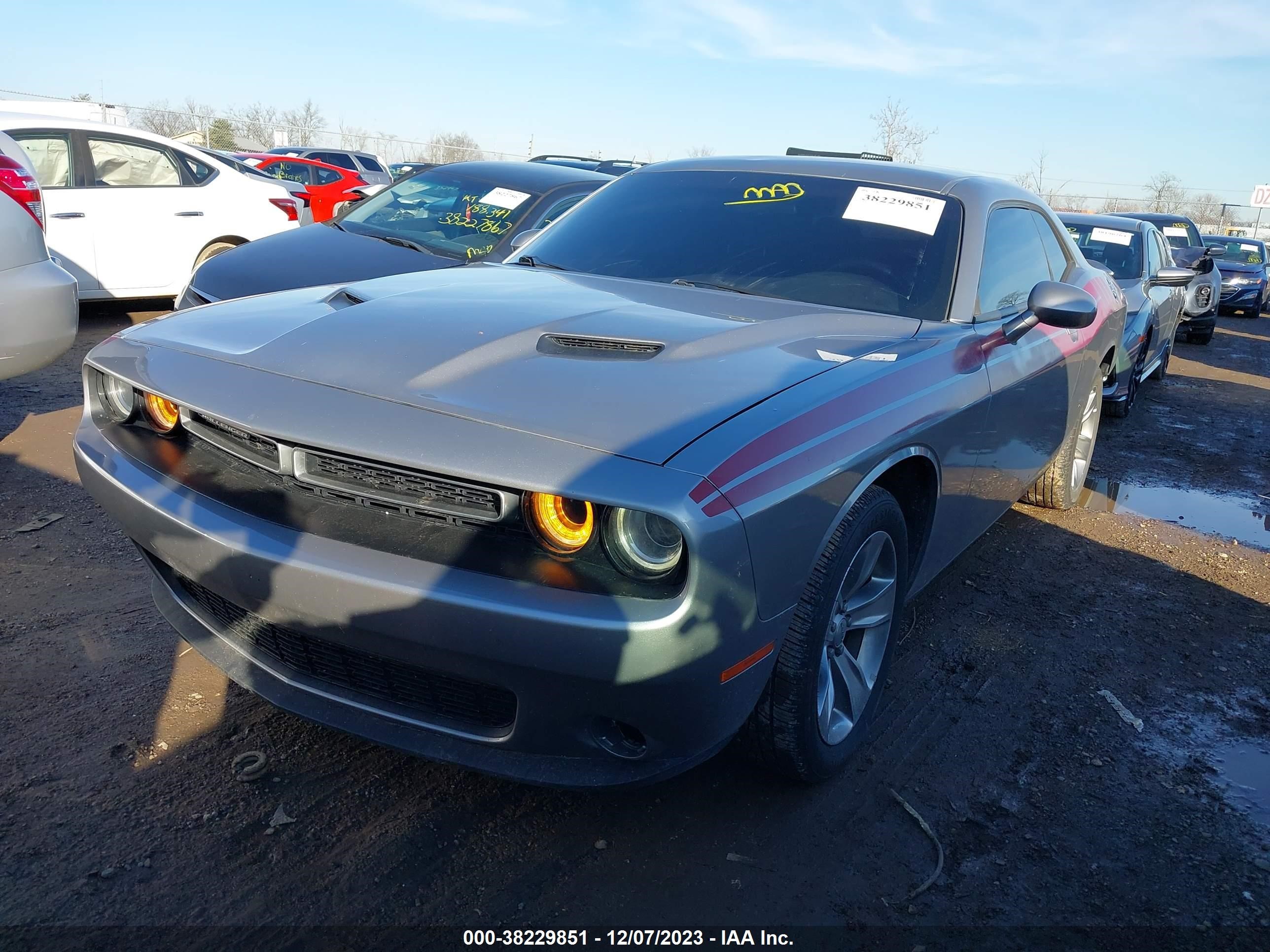 Photo 1 VIN: 2C3CDZAG0JH294678 - DODGE CHALLENGER 