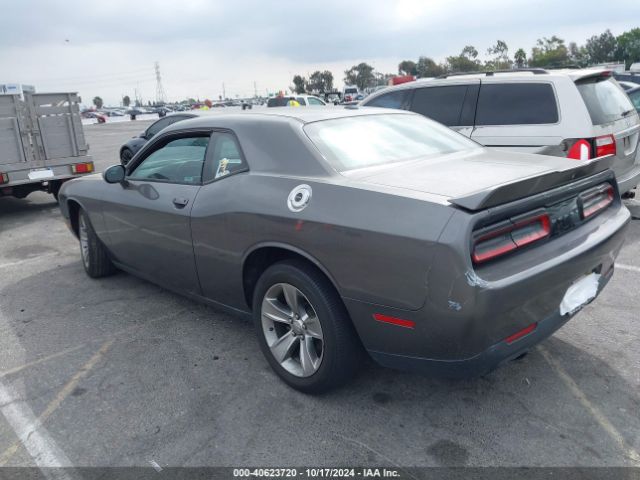 Photo 2 VIN: 2C3CDZAG0KH669762 - DODGE CHALLENGER 