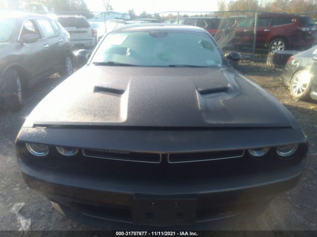 Photo 5 VIN: 2C3CDZAG0KH684312 - DODGE CHALLENGER 