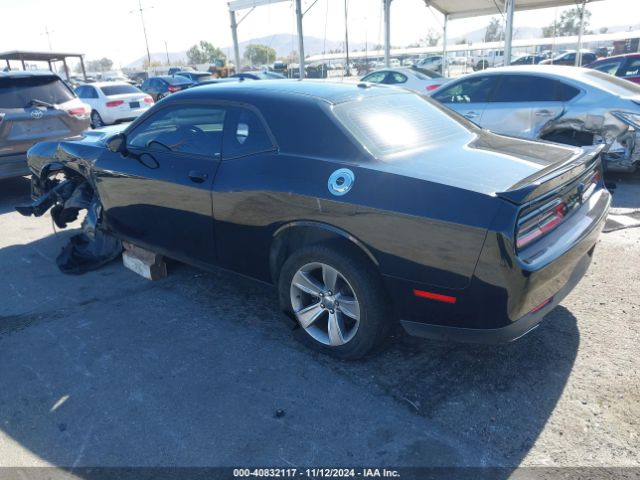 Photo 2 VIN: 2C3CDZAG0LH105563 - DODGE CHALLENGER 