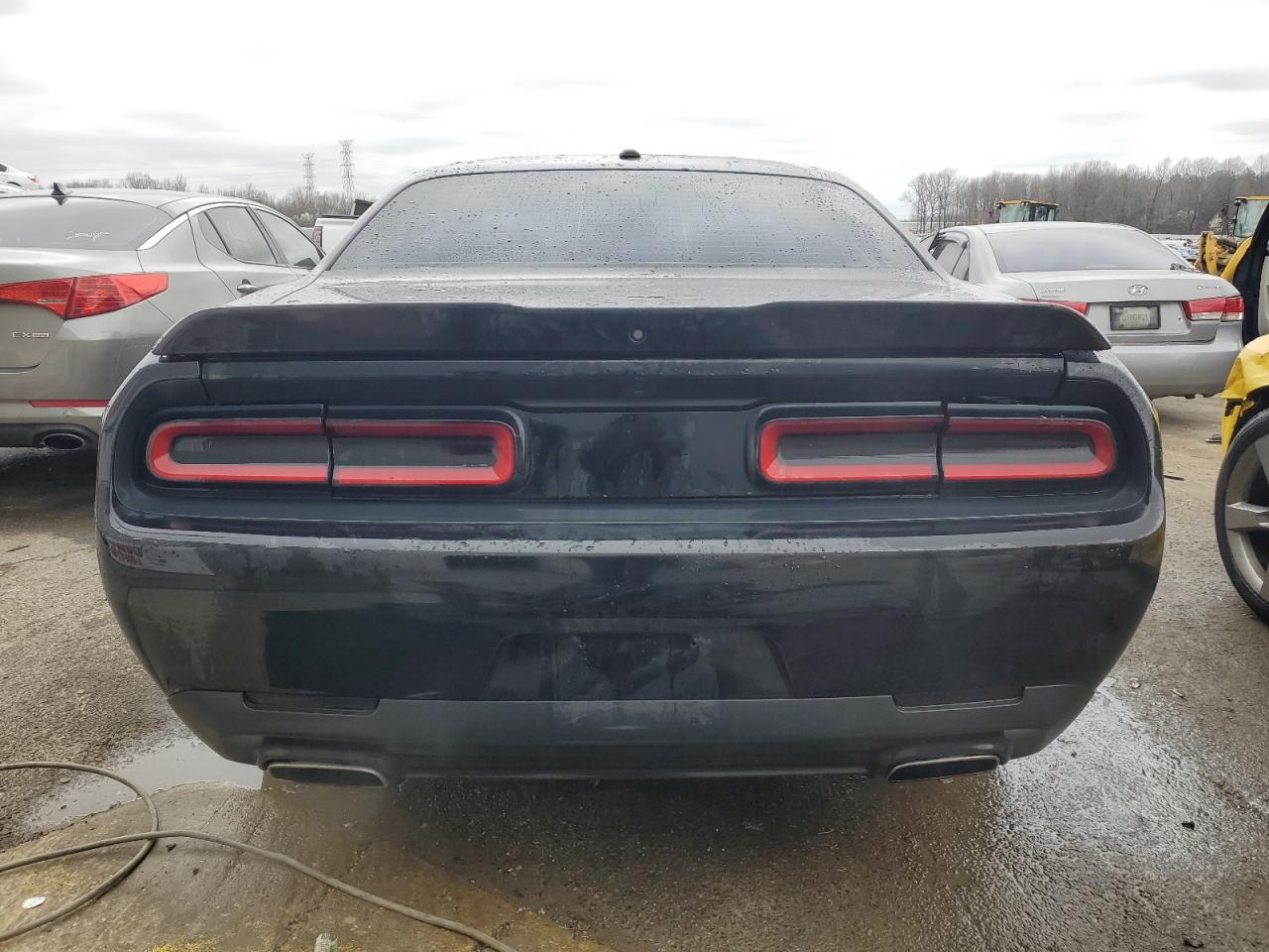 Photo 5 VIN: 2C3CDZAG0LH117857 - DODGE CHALLENGER 