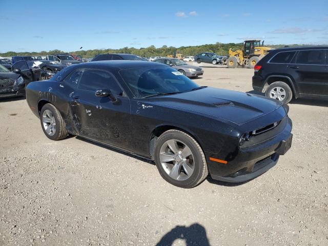 Photo 3 VIN: 2C3CDZAG1GH100829 - DODGE CHALLENGER 