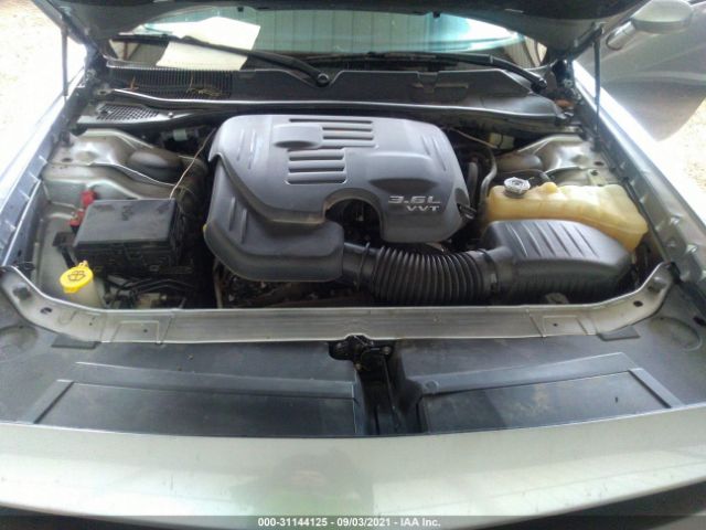 Photo 9 VIN: 2C3CDZAG1GH183999 - DODGE CHALLENGER 