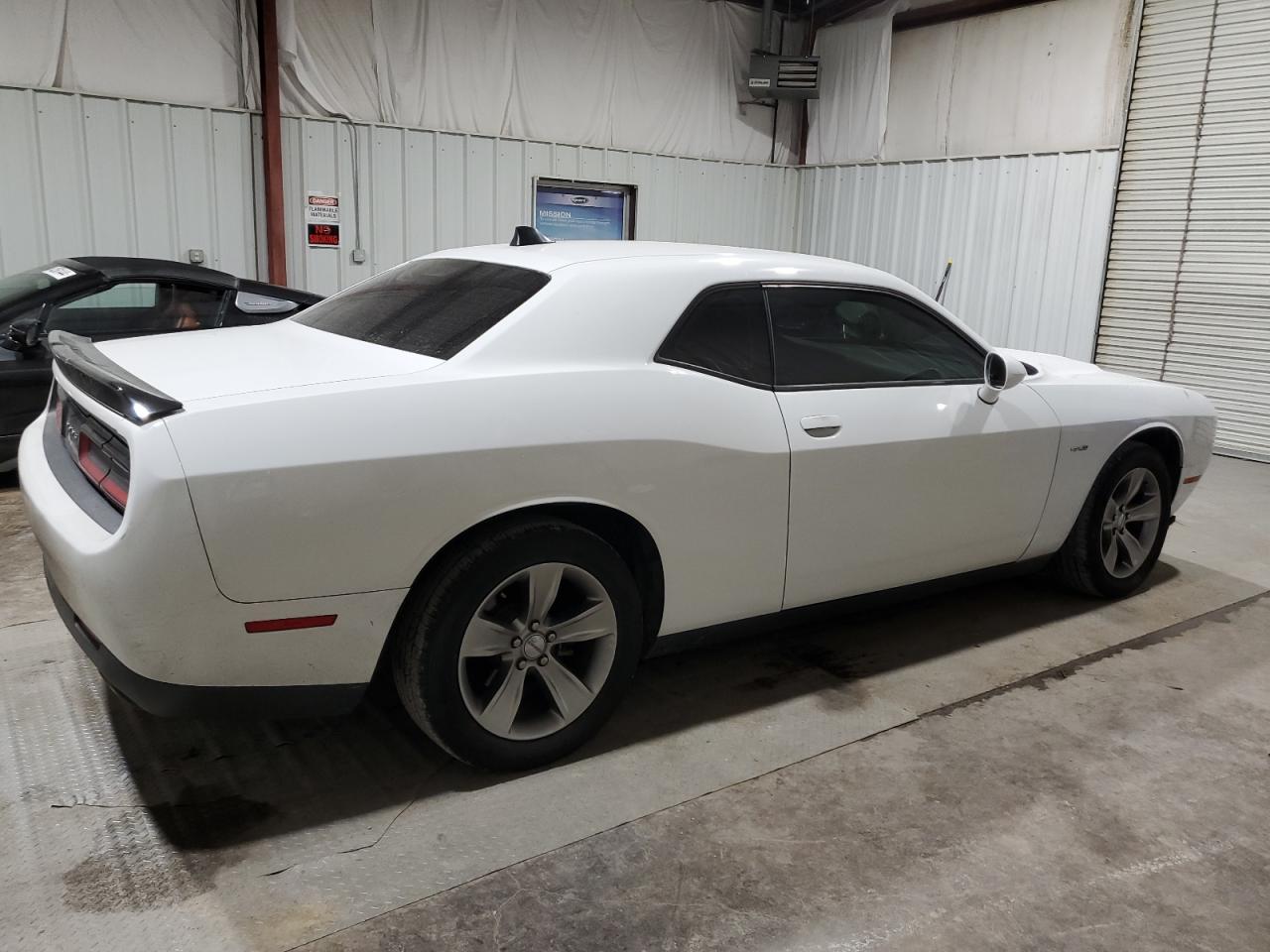 Photo 2 VIN: 2C3CDZAG1GH309021 - DODGE CHALLENGER 