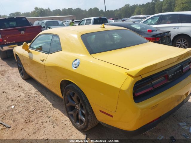 Photo 2 VIN: 2C3CDZAG1JH132204 - DODGE CHALLENGER 