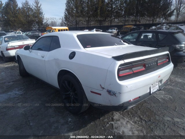 Photo 2 VIN: 2C3CDZAG1JH132591 - DODGE CHALLENGER 