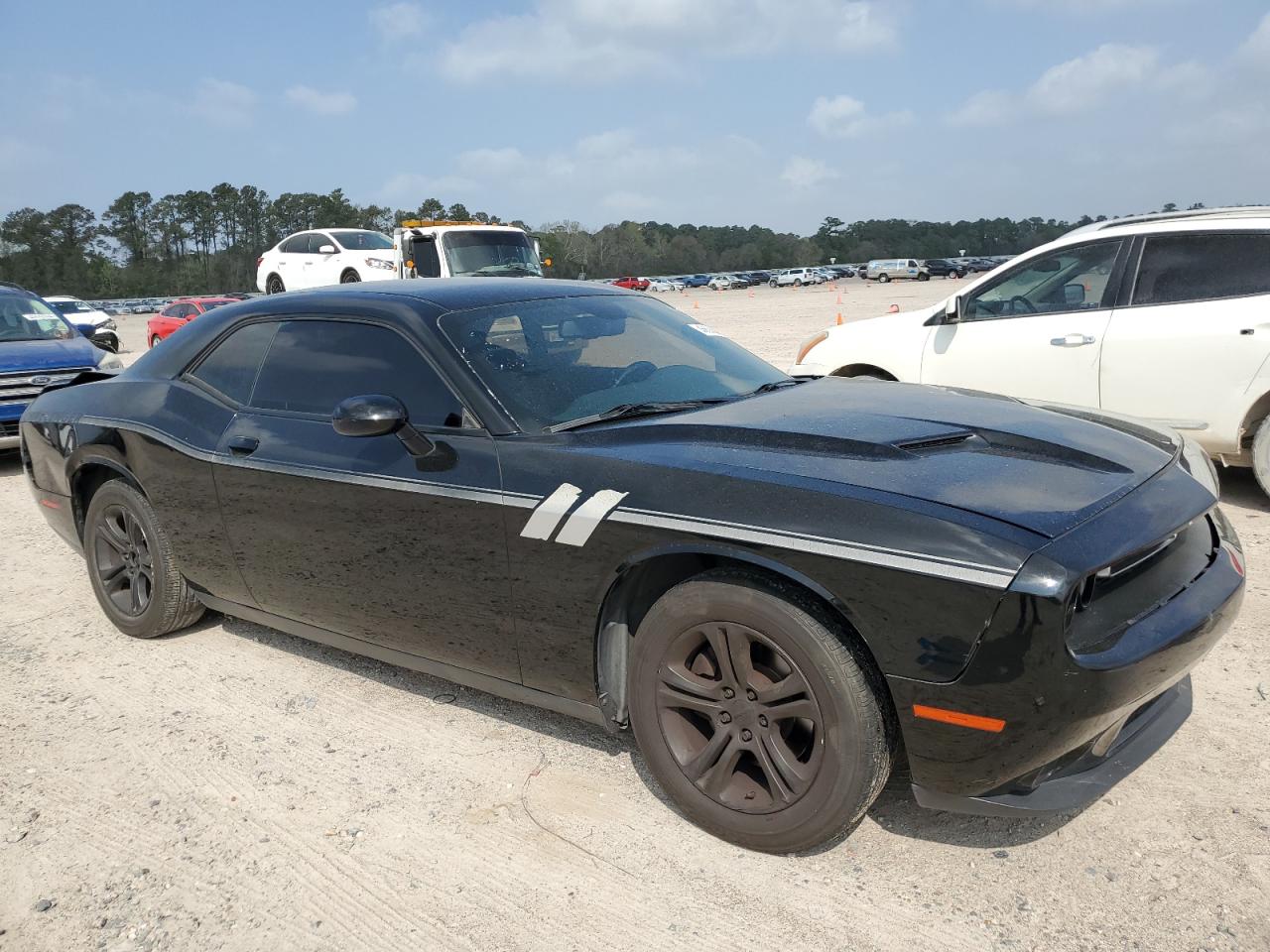 Photo 3 VIN: 2C3CDZAG1JH242718 - DODGE CHALLENGER 