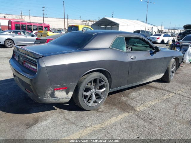 Photo 3 VIN: 2C3CDZAG1JH280689 - DODGE CHALLENGER 