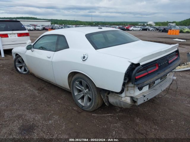 Photo 2 VIN: 2C3CDZAG1KH616438 - DODGE CHALLENGER 