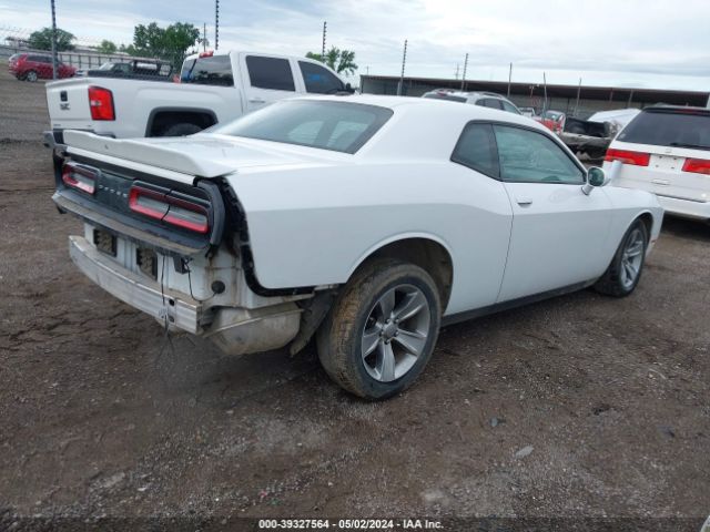 Photo 3 VIN: 2C3CDZAG1KH616438 - DODGE CHALLENGER 