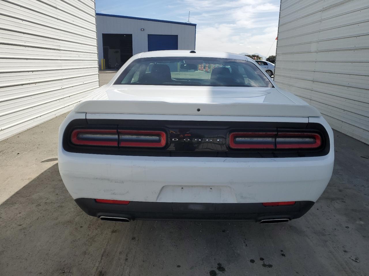 Photo 5 VIN: 2C3CDZAG1NH261176 - DODGE CHALLENGER 