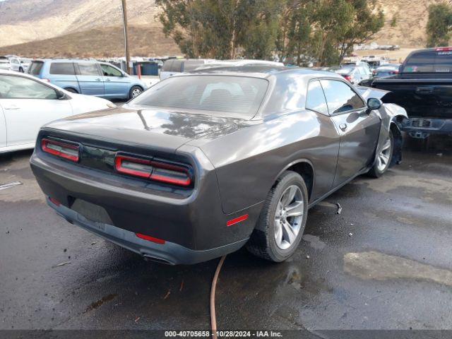 Photo 3 VIN: 2C3CDZAG2GH101634 - DODGE CHALLENGER 