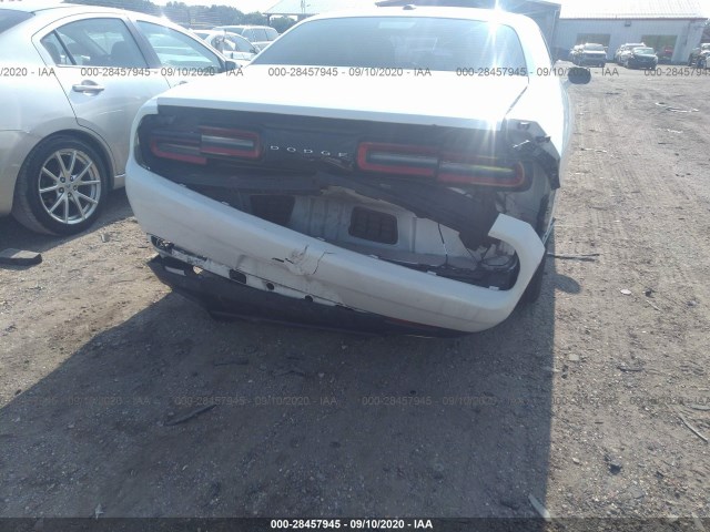 Photo 5 VIN: 2C3CDZAG2GH113668 - DODGE CHALLENGER 