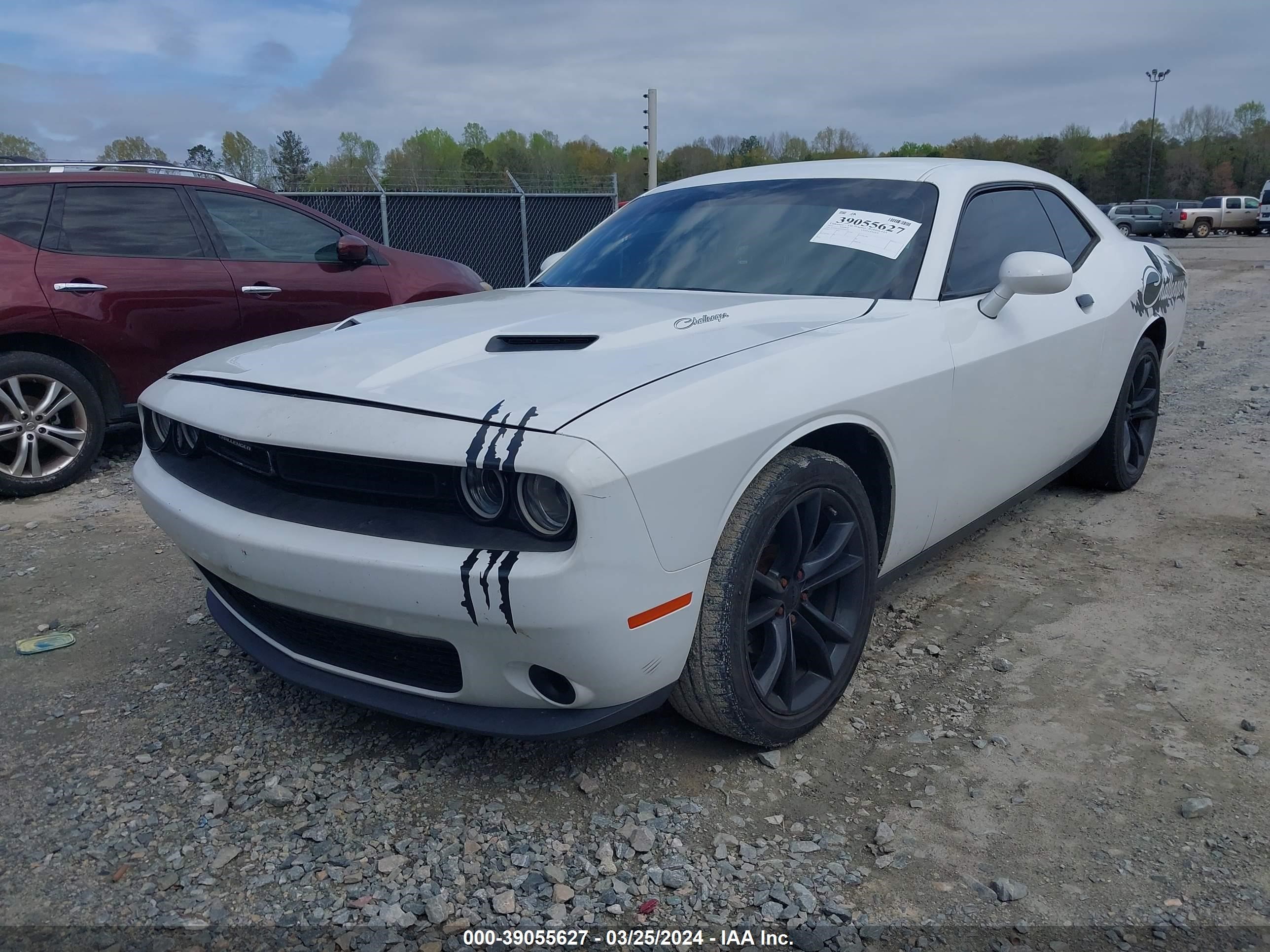 Photo 1 VIN: 2C3CDZAG2GH284761 - DODGE CHALLENGER 