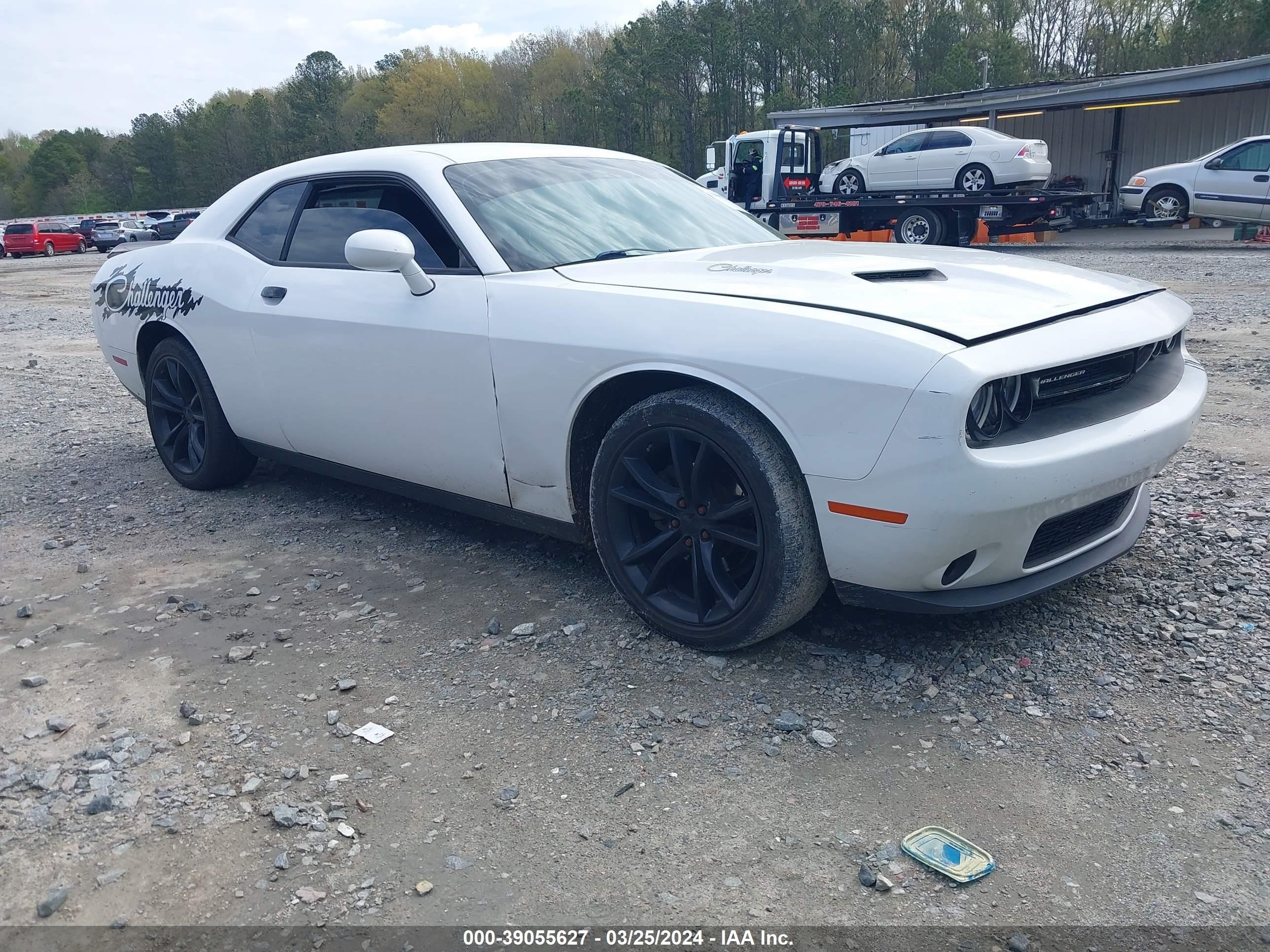 Photo 11 VIN: 2C3CDZAG2GH284761 - DODGE CHALLENGER 