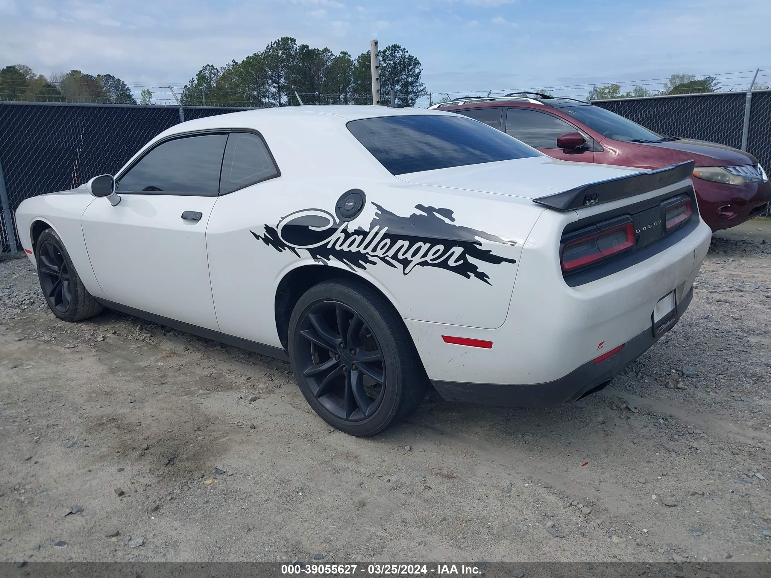 Photo 12 VIN: 2C3CDZAG2GH284761 - DODGE CHALLENGER 