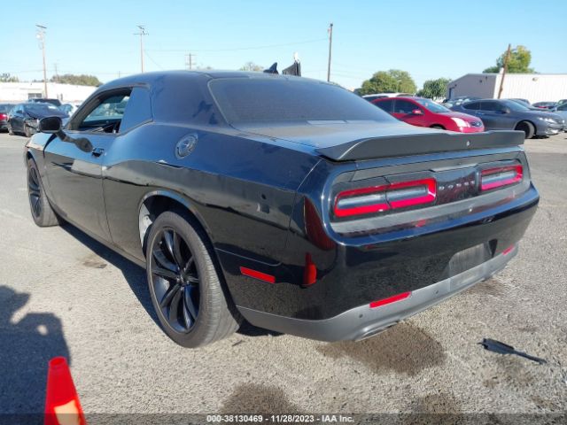 Photo 2 VIN: 2C3CDZAG2HH633631 - DODGE CHALLENGER 