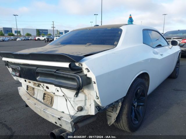 Photo 3 VIN: 2C3CDZAG2HH658643 - DODGE CHALLENGER 