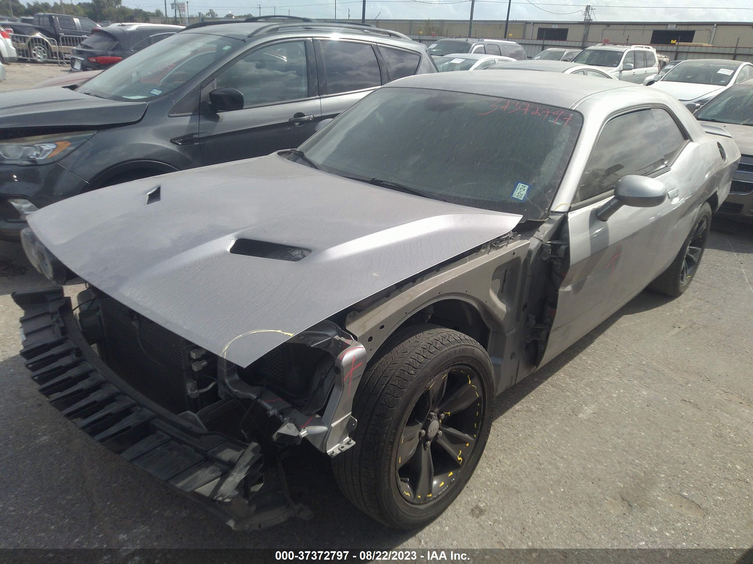 Photo 1 VIN: 2C3CDZAG2JH237513 - DODGE CHALLENGER 