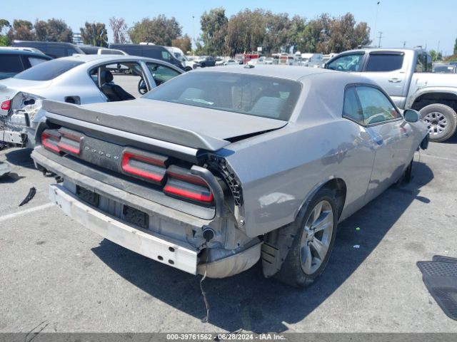 Photo 3 VIN: 2C3CDZAG2JH245904 - DODGE CHALLENGER 