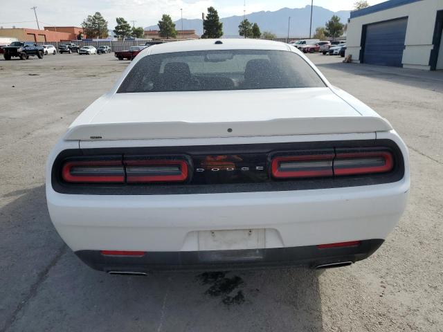 Photo 5 VIN: 2C3CDZAG2JH302974 - DODGE CHALLENGER 