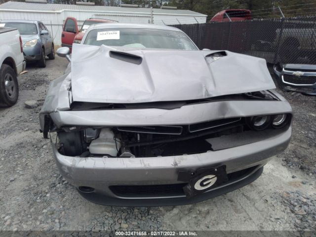 Photo 5 VIN: 2C3CDZAG2JH317720 - DODGE CHALLENGER 