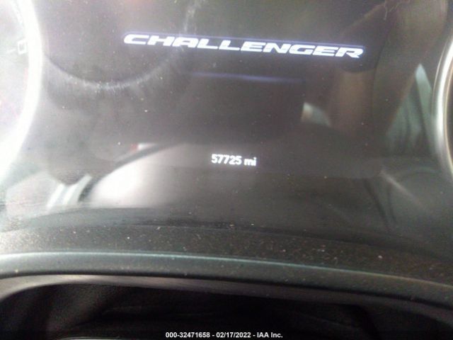 Photo 6 VIN: 2C3CDZAG2JH317720 - DODGE CHALLENGER 