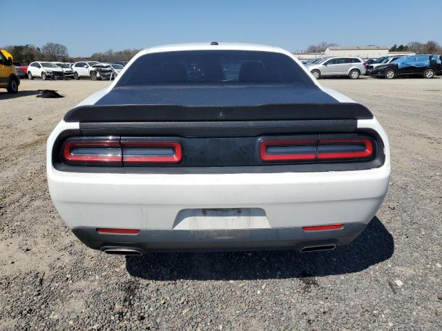 Photo 5 VIN: 2C3CDZAG2JH317832 - DODGE CHALLENGER 