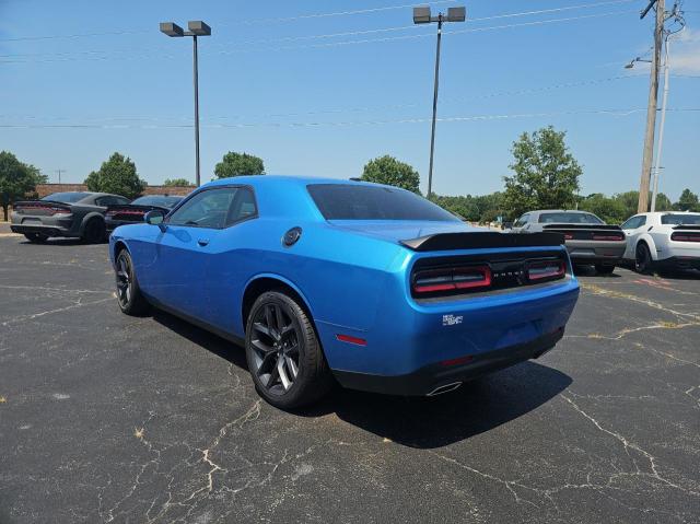 Photo 2 VIN: 2C3CDZAG2KH557612 - DODGE CHALLENGER 