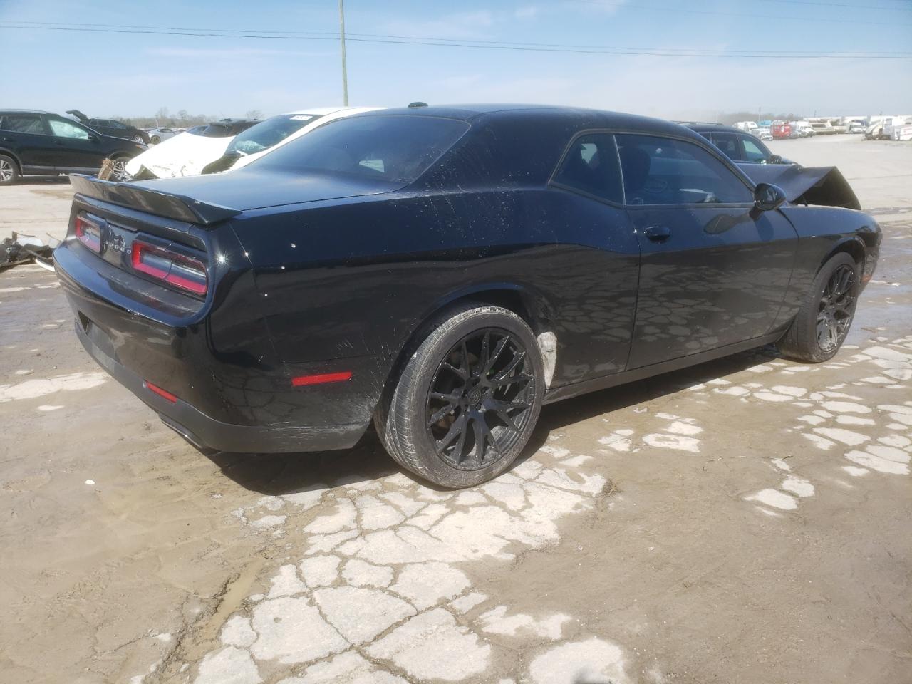 Photo 2 VIN: 2C3CDZAG2LH112885 - DODGE CHALLENGER 