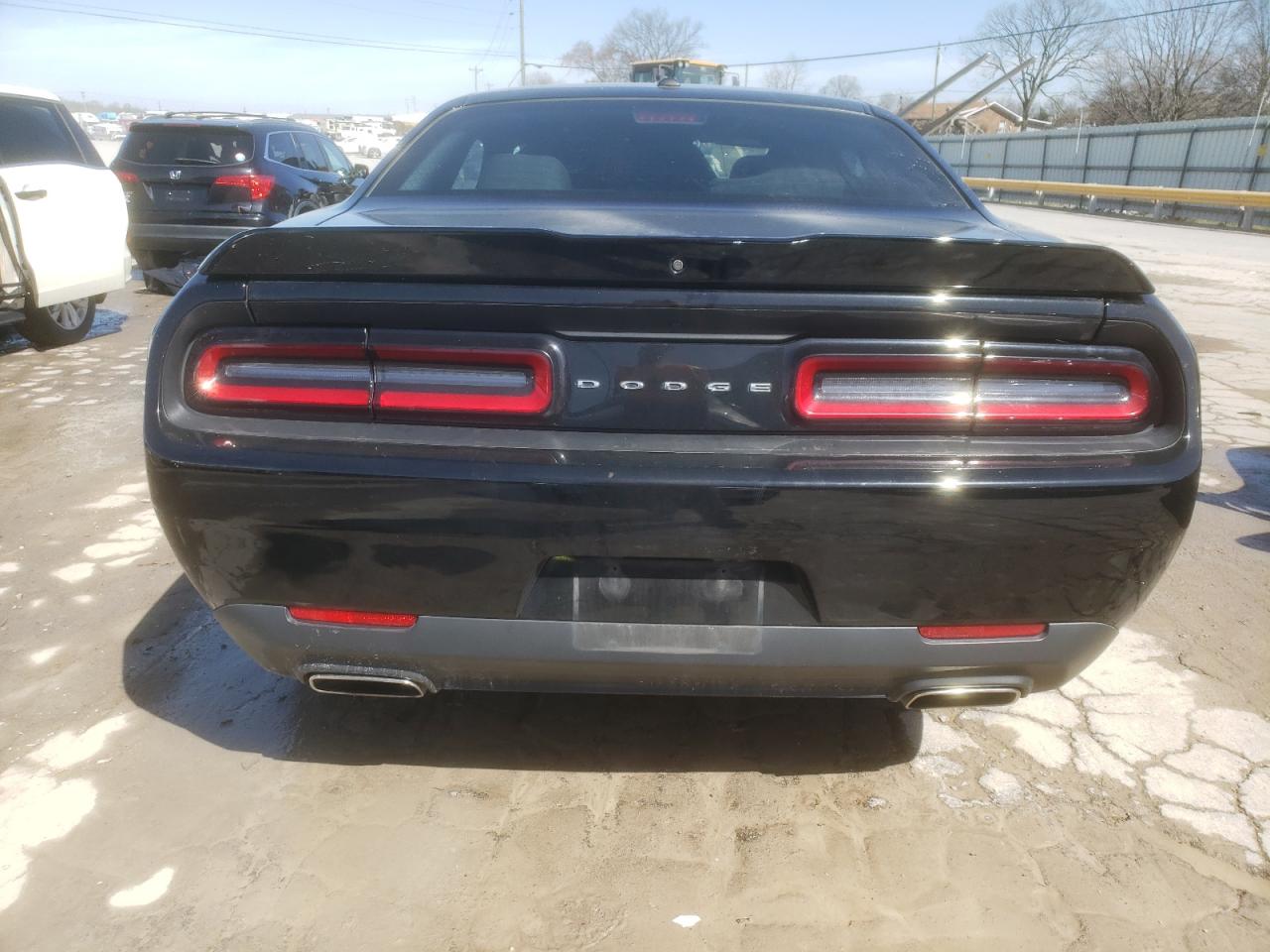 Photo 5 VIN: 2C3CDZAG2LH112885 - DODGE CHALLENGER 